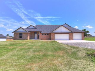 15969 Pecan Road, Mcloud, OK 74851