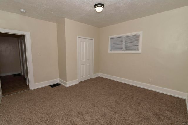 922 Monroe Street, Elkhart, IN 46516
