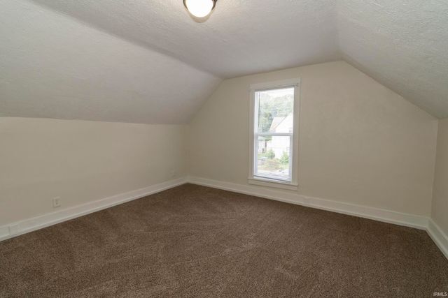 922 Monroe Street, Elkhart, IN 46516