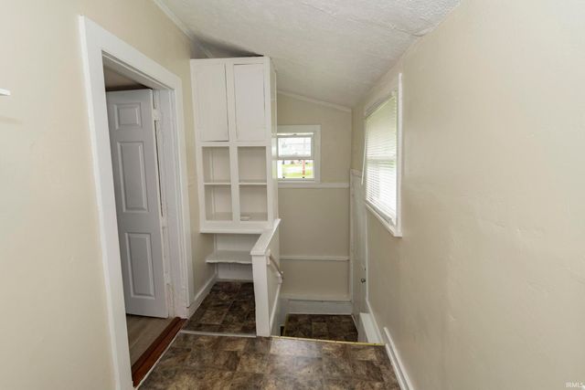 922 Monroe Street, Elkhart, IN 46516