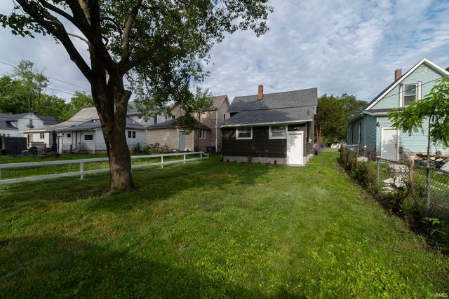 922 Monroe Street, Elkhart, IN 46516
