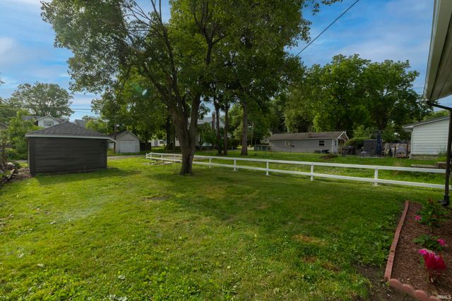 922 Monroe Street, Elkhart, IN 46516