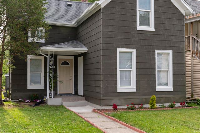 922 Monroe Street, Elkhart, IN 46516