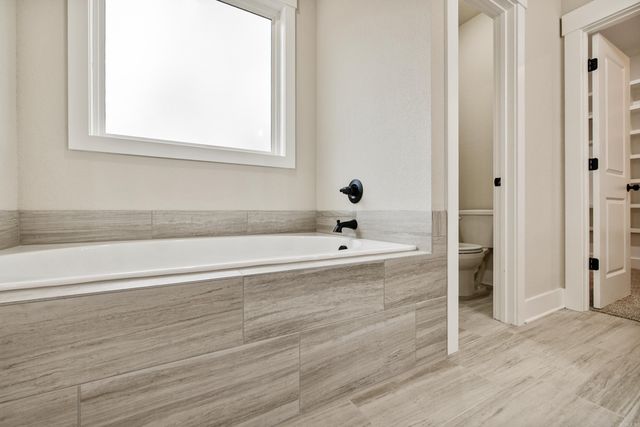 10364 Narrows, Benton, AR 72019