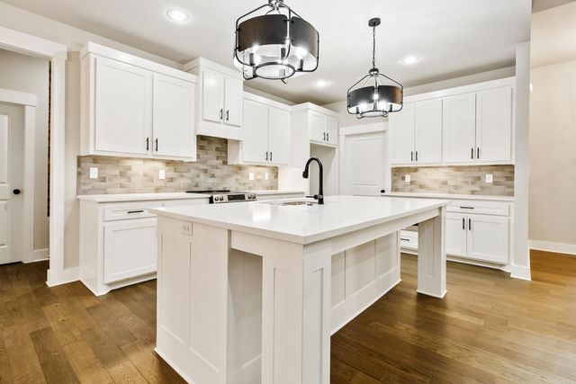 10364 Narrows, Benton, AR 72019