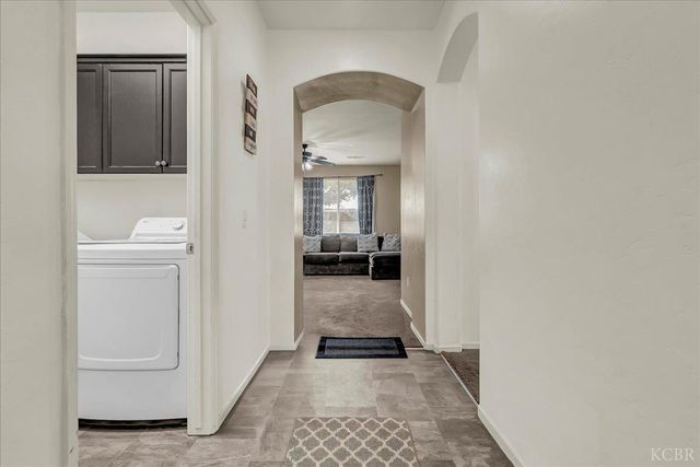 1413 W Acres Court, Hanford, CA 93230