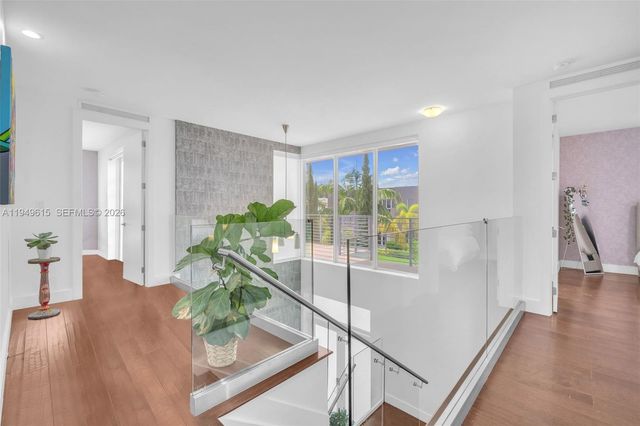 7457 NW 101st Ave 7457, Doral, FL 33178