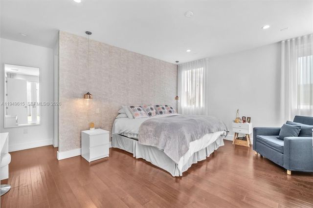 7457 NW 101st Ave 7457, Doral, FL 33178