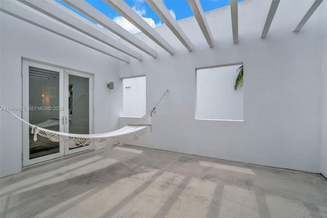 7457 NW 101st Ave 7457, Doral, FL 33178