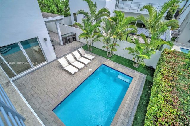 7457 NW 101st Ave 7457, Doral, FL 33178