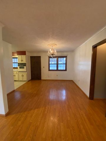 63201 E 282 Road, Grove, OK 74344