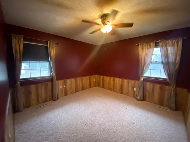 63201 E 282 Road, Grove, OK 74344