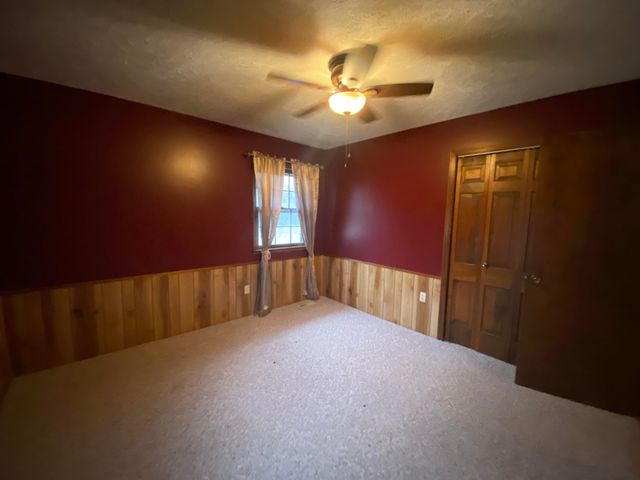 63201 E 282 Road, Grove, OK 74344