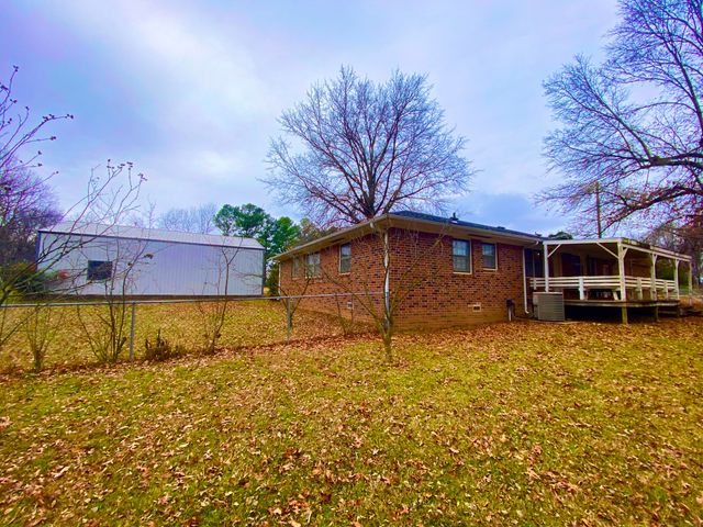 63201 E 282 Road, Grove, OK 74344