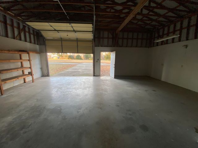 63201 E 282 Road, Grove, OK 74344