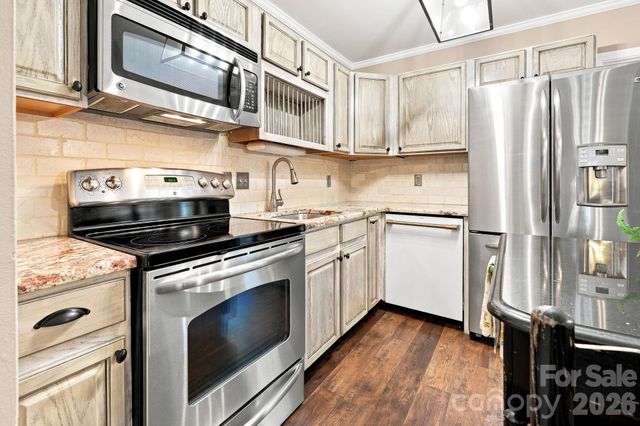 65 Park Terrace Drive 4, Clyde, NC 28721
