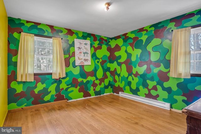 268 N BIESECKER RD, Thomasville, PA 17364