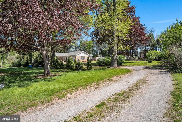 268 N BIESECKER RD, Thomasville, PA 17364