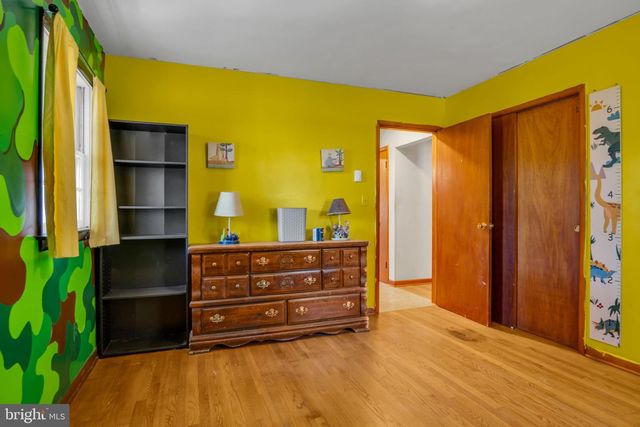 268 N BIESECKER RD, Thomasville, PA 17364