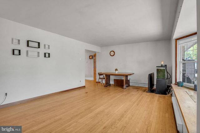 268 N BIESECKER RD, Thomasville, PA 17364