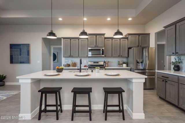 6516 Blackbird Road, Las Cruces, NM 88012