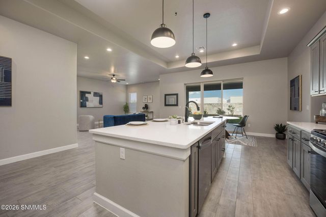 6516 Blackbird Road, Las Cruces, NM 88012