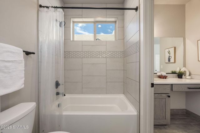 6516 Blackbird Road, Las Cruces, NM 88012