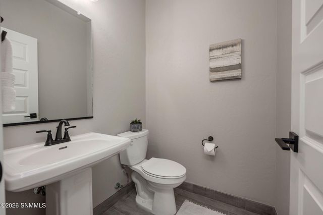 6516 Blackbird Road, Las Cruces, NM 88012