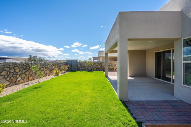 6516 Blackbird Road, Las Cruces, NM 88012