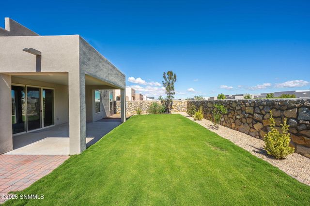 6516 Blackbird Road, Las Cruces, NM 88012