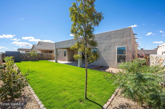 6516 Blackbird Road, Las Cruces, NM 88012