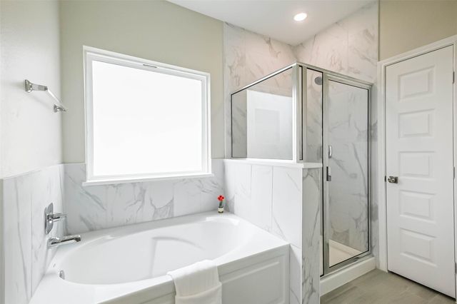 2423 Inlet Court, Fresno, TX 77545