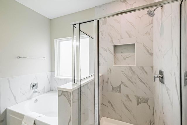 2423 Inlet Court, Fresno, TX 77545