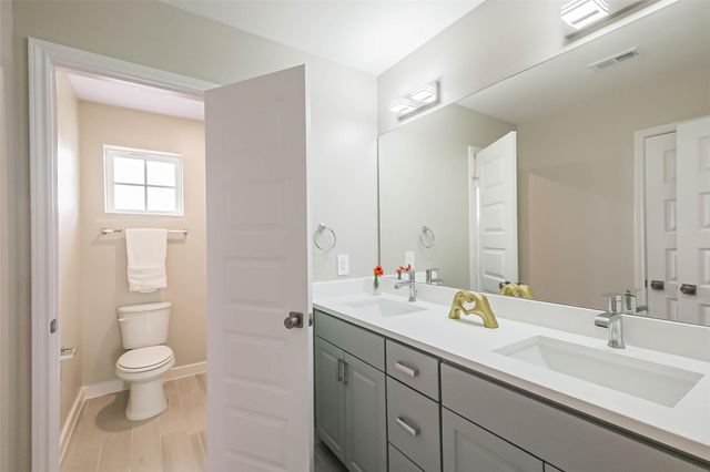 2423 Inlet Court, Fresno, TX 77545