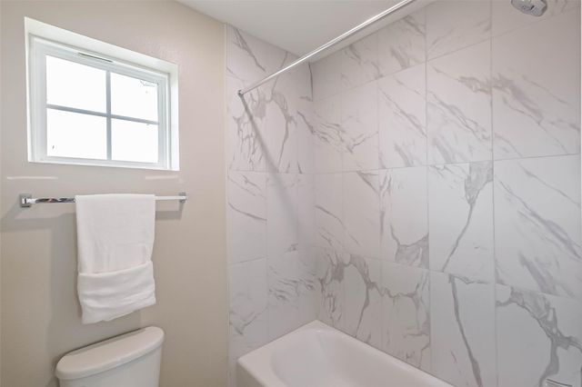 2423 Inlet Court, Fresno, TX 77545