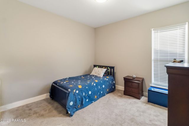 208 Gable Crest Drive, Lafayette, LA 70508