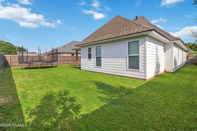 208 Gable Crest Drive, Lafayette, LA 70508