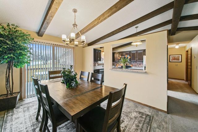 4614 Beacon Hill Road, Eagan, MN 55122