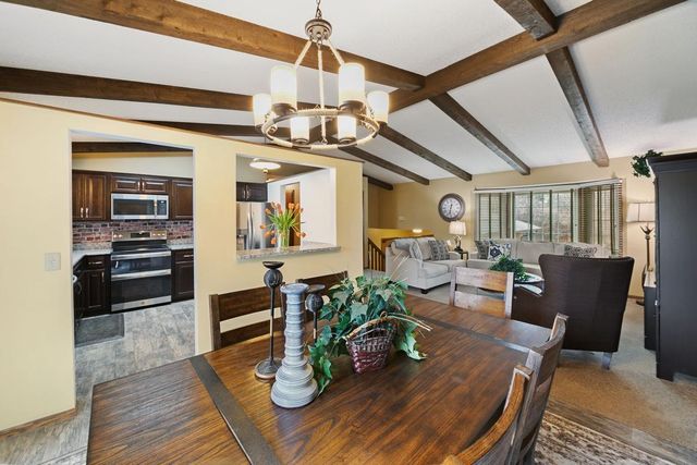 4614 Beacon Hill Road, Eagan, MN 55122