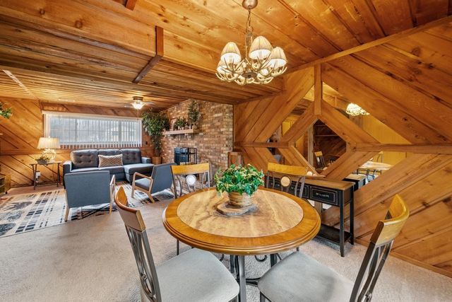 4614 Beacon Hill Road, Eagan, MN 55122