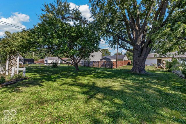 595 N Meridian Street, Greenwood, IN 46143