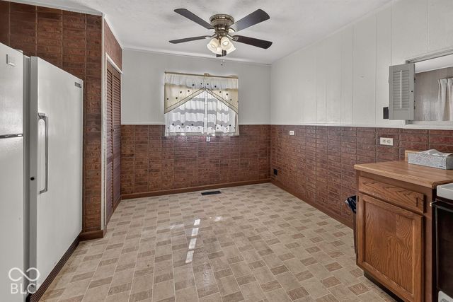 595 N Meridian Street, Greenwood, IN 46143