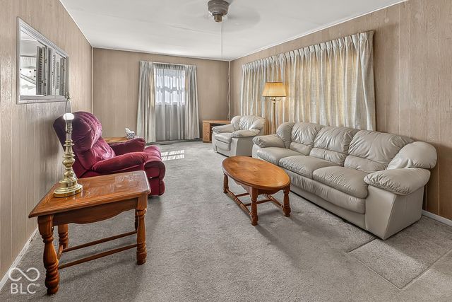 595 N Meridian Street, Greenwood, IN 46143