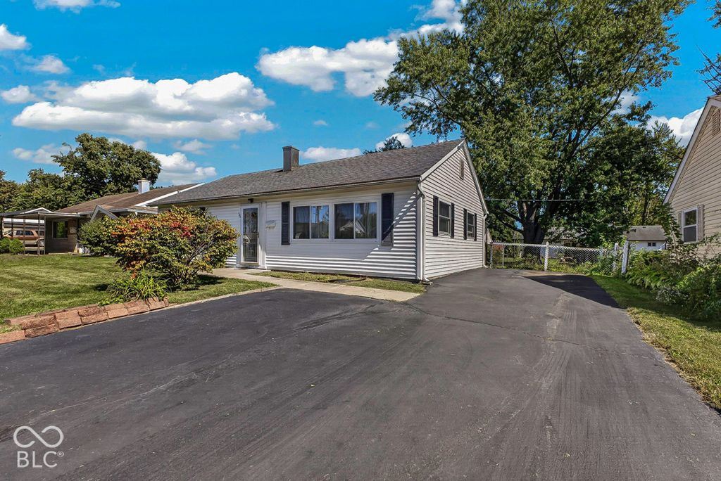 595 N Meridian Street, Greenwood, IN 46143