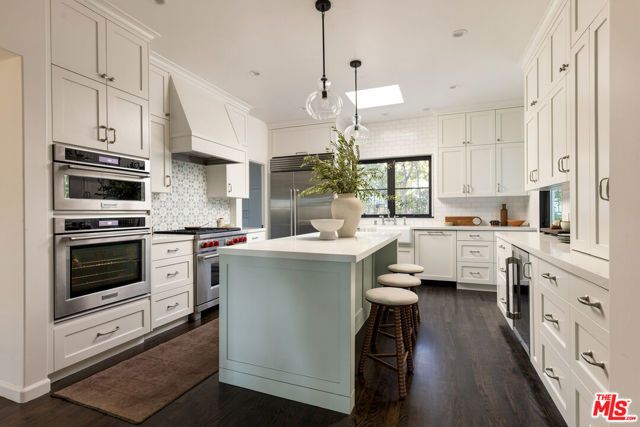 2504 Silver Lake Terrace, Los Angeles, CA 90039
