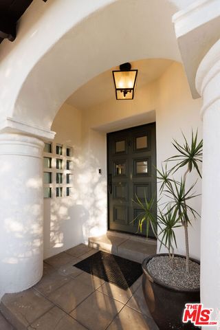 2504 Silver Lake Terrace, Los Angeles, CA 90039