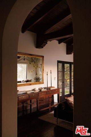 2504 Silver Lake Terrace, Los Angeles, CA 90039