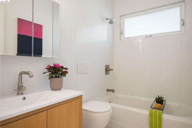463 44Th St, Oakland, CA 94609