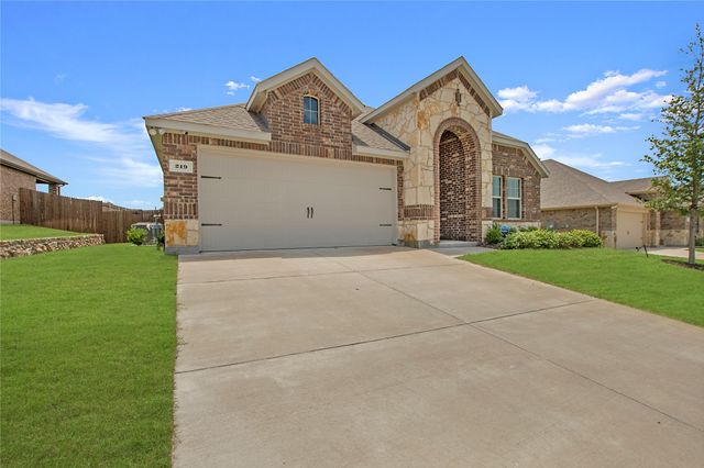 219 Spirehaven Drive, Fate, TX 75087