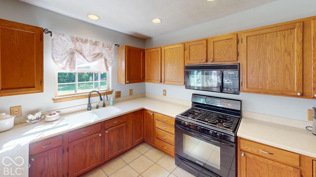 6476 Apple Cider Way, Avon, IN 46123